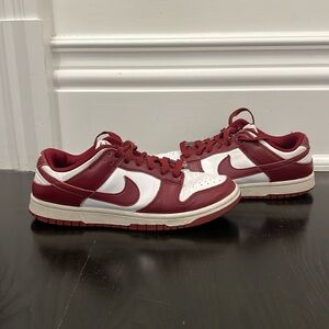 Nike Men's Dunk Low Retro Shoes